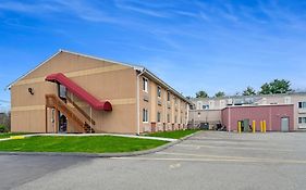 Americas Best Value Inn Foxboro